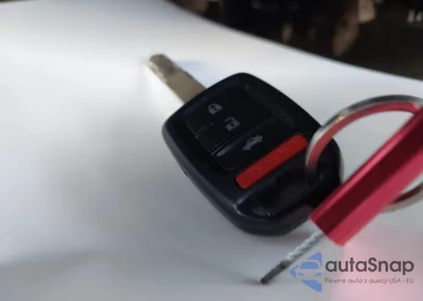 2016 Honda Accord Lx из США, поврежденный, VIN 1HGCR2F37GA184004